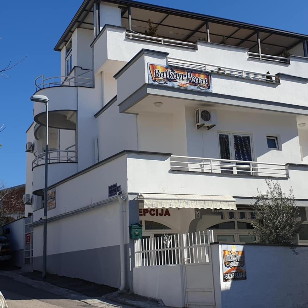 Balkan Pearl Apartments 巴尔 外观 照片